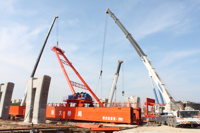 泉州宏源吊车出租 福建领先的起重设备专业租赁服务